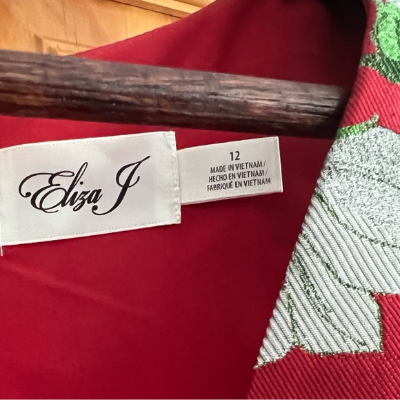 Eliza J, NWT Size 12 Floral Dress - Picture 9 of 12